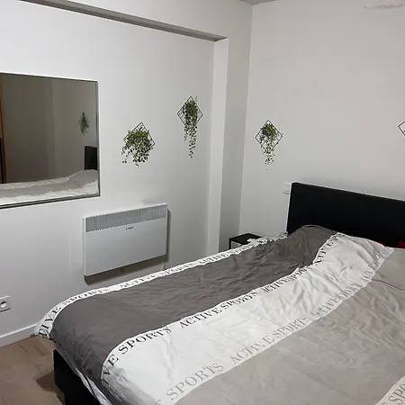New Bright 180m2 Appartement,100m From The Lägenhet *