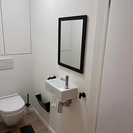 New Bright 180m2 Appartement,100m From The Lägenhet Middelkerke